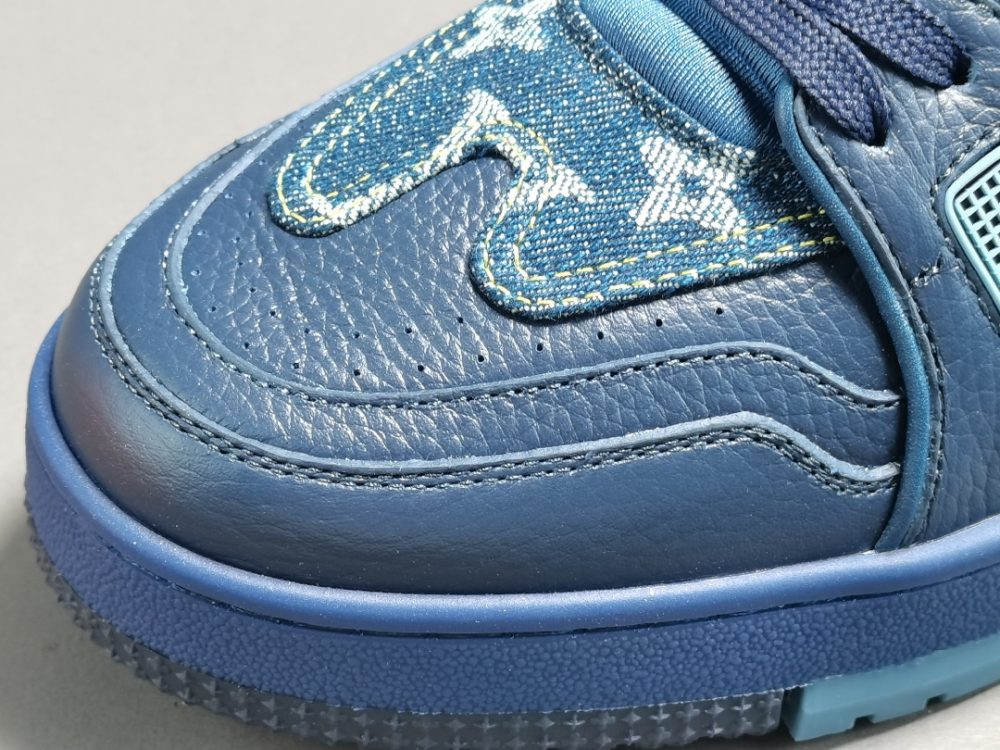 LV x Nigo Nigo2 Trainer - Image 2