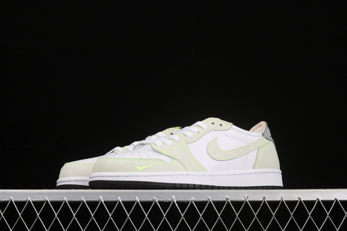 Jordan 1 Retro Low White Ghost Green Black DM7837-10R - Image 7