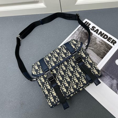 Dior Hit The Road Grained Leather Crossbody Bag - Image 4