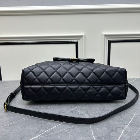 Chanel Hobo Calf Leather Shoulder Bag Handbag - Image 6