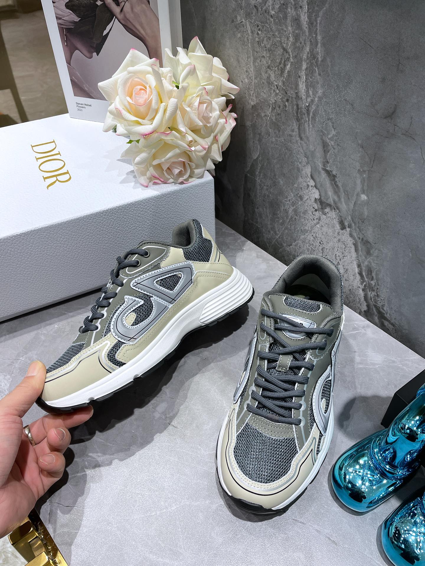 Dior B30 Dad Sneakers Green Gray (AA Normal Quality Version) - Image 5