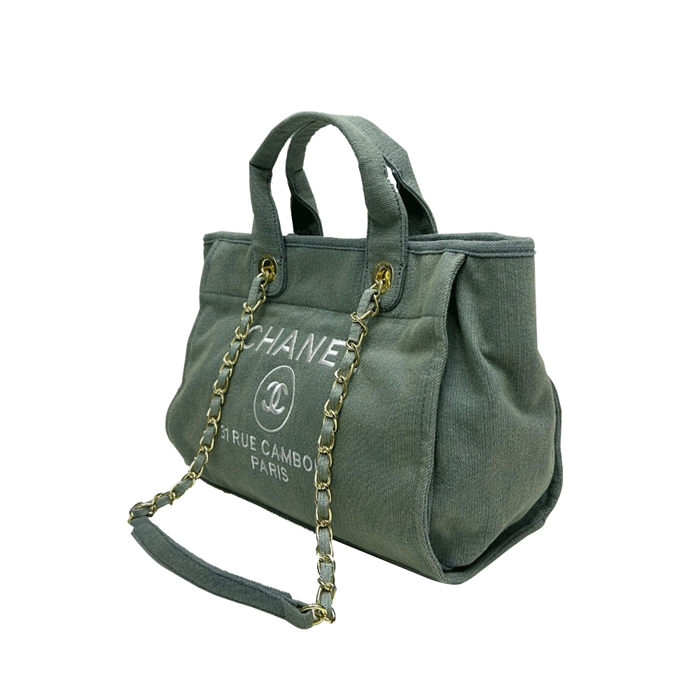 Chanel Large Beach Bag - Image 1