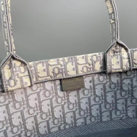 Dior Book Tote Medium Gray Dior Oblique Embroidery M1296Z - Image 5