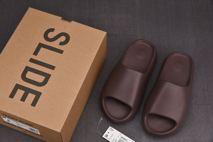 Yeezy Slide Soot G55495 - Image 9