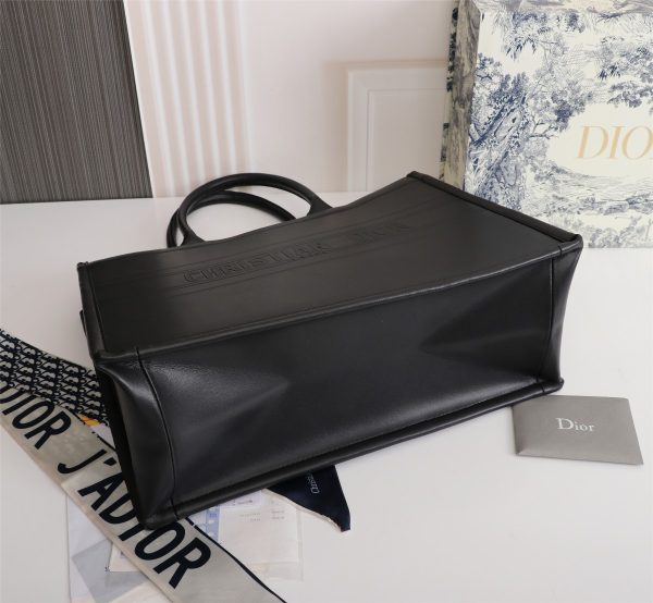 Dior Book Tote Large White Multicolor Dior Petites Fleurs Embroidery