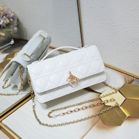 DIOR Miss Dior Lacquer Leather Shoulder Bag - Image 2