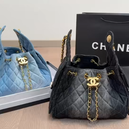 Chanel Hippie Underarm Tote Bag - Image 3