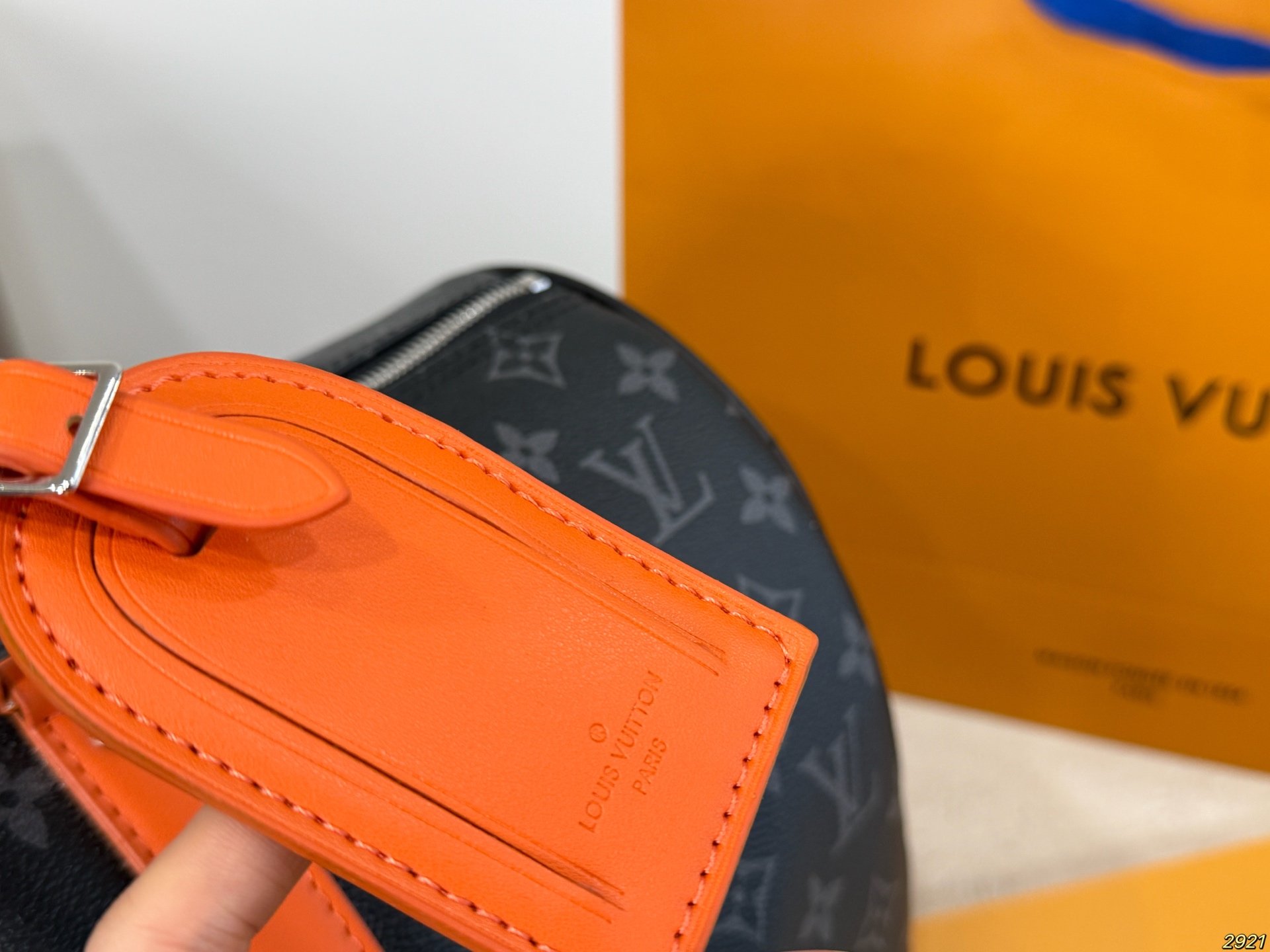 LV Keepall Bandoulière 45 Monogram Eclipse Sunrise Orange Bag - Image 4