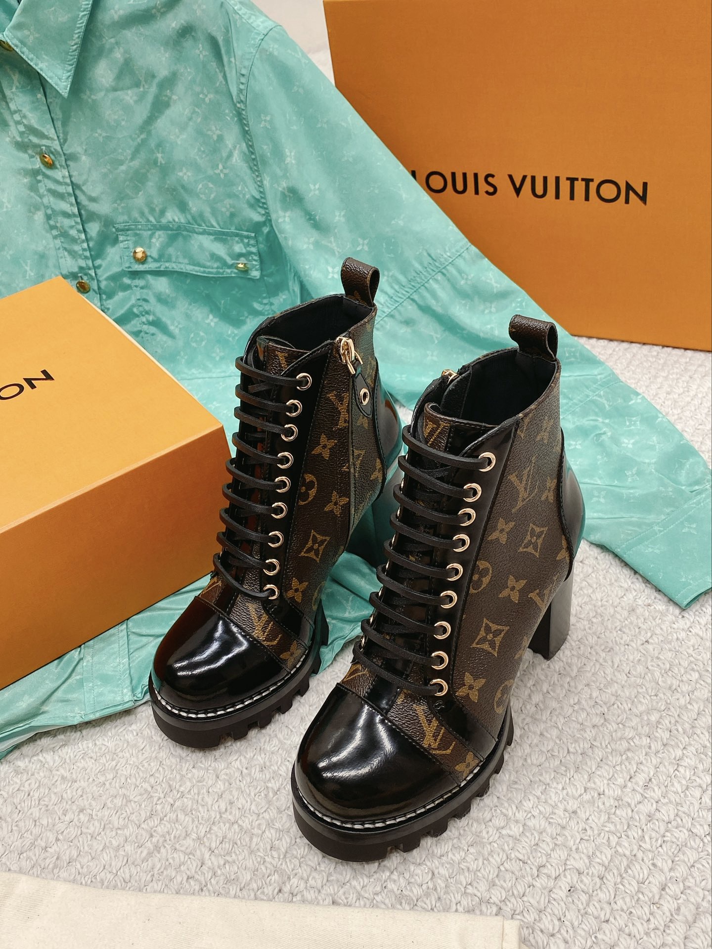 LV Star Trail Ankle Boots - Image 1