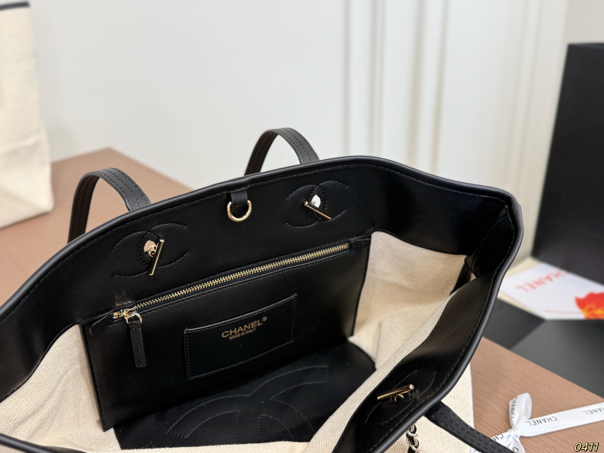 Chanel Underarm Bag with Handle - Image 4