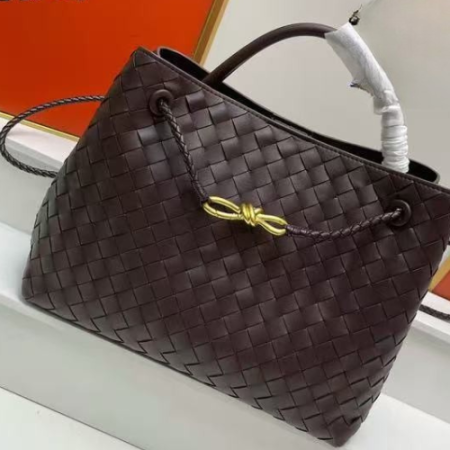 BV Small / Medium Andiamo Bag - Image 3