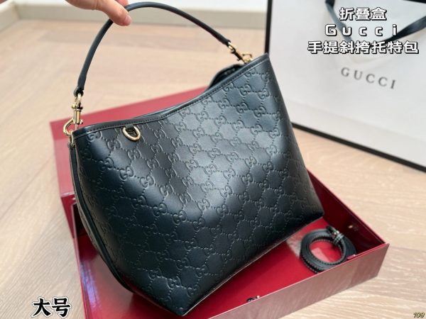 Gucci Handheld Crossbody Tote Bag
