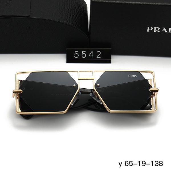 Prada Fashionable Sunglasses