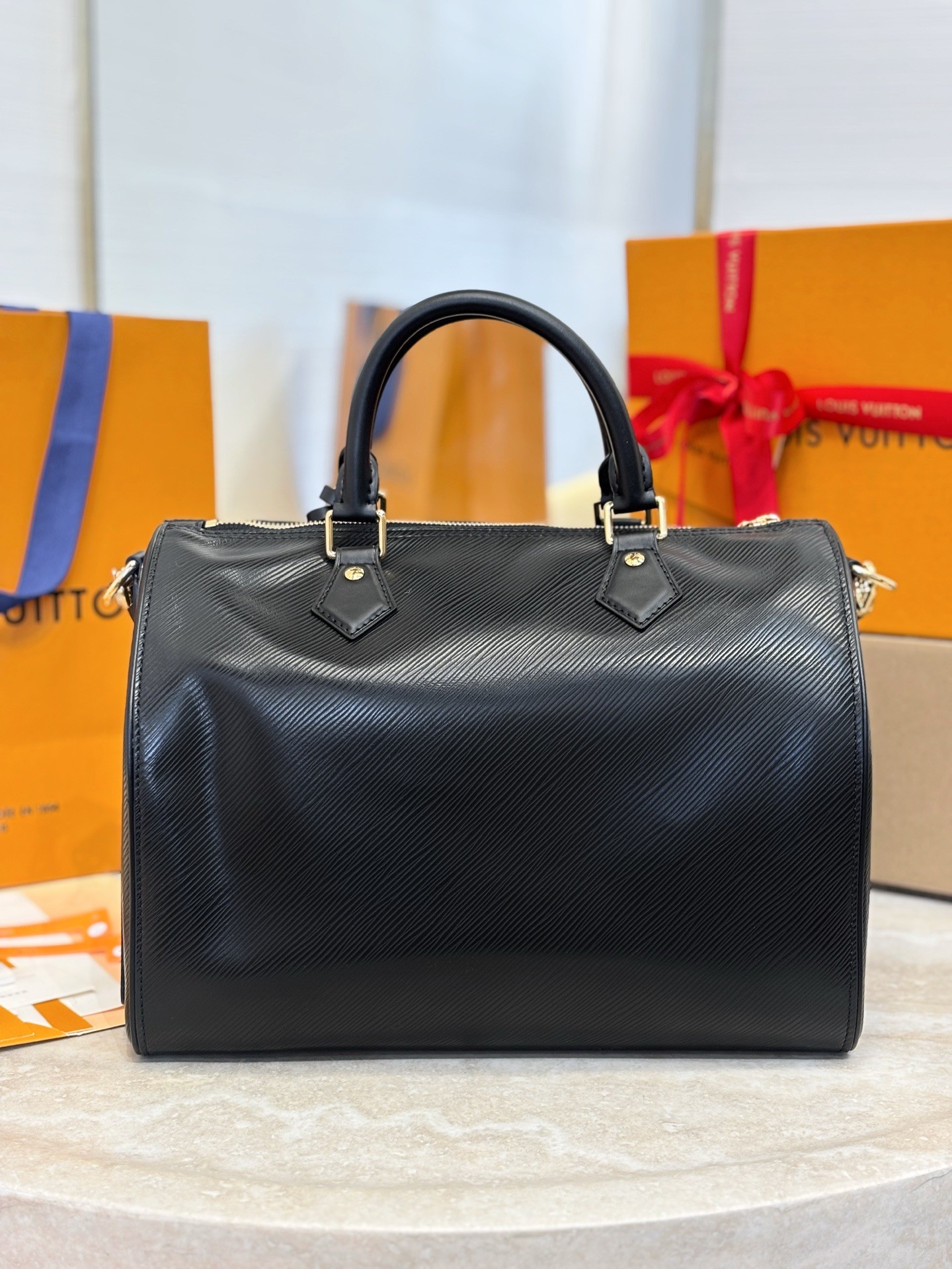 LV Speedy Soft 30 Bag - Image 2