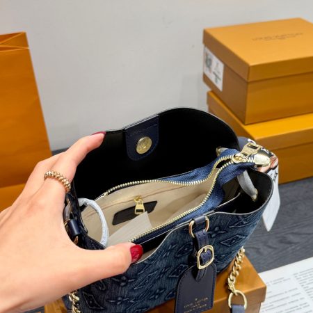 LV Denim bucket shoulder handbag - Image 10