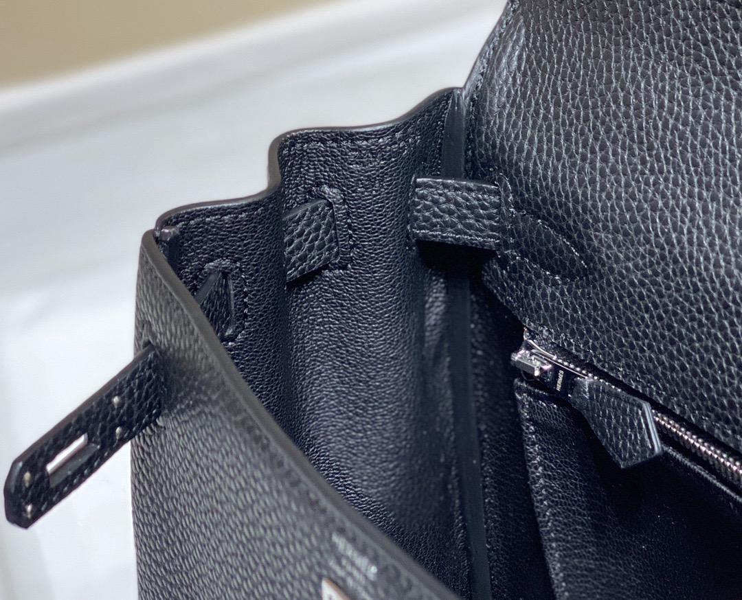 Hermès Kelly 25 black togo leather palladium hardware - Image 8