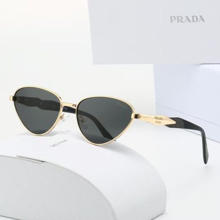 Prada Fashionable Sunglasses - Image 2