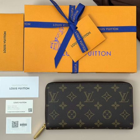 LV Zippy Wallet M24616
