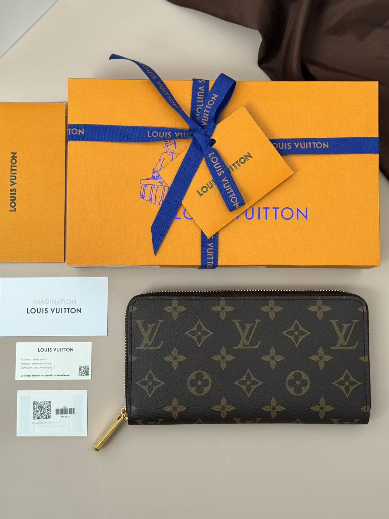 LV Zippy Wallet M24616 - Image 1