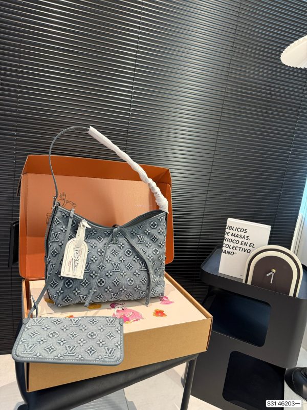 LV Commuting bag