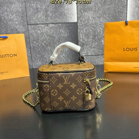LV Vanity Chain Pouch Monogram Bag - Image 4