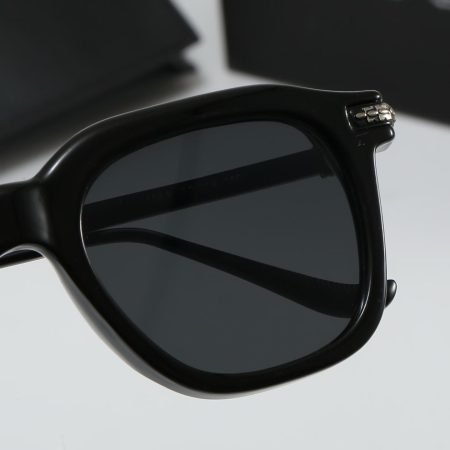 Chrome Hearts Fashionable Sunglasses - Image 8