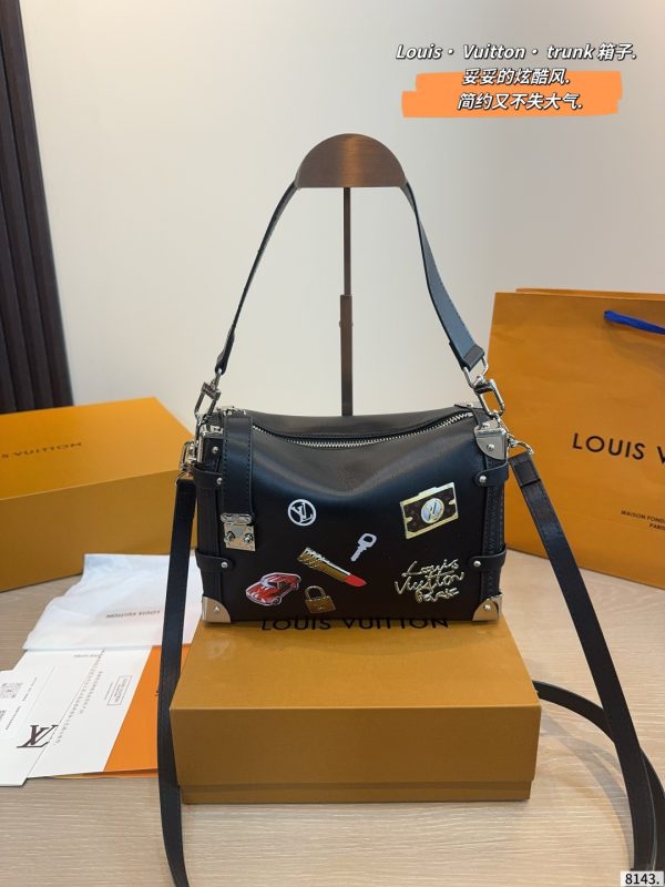 Lv Trunk Bag