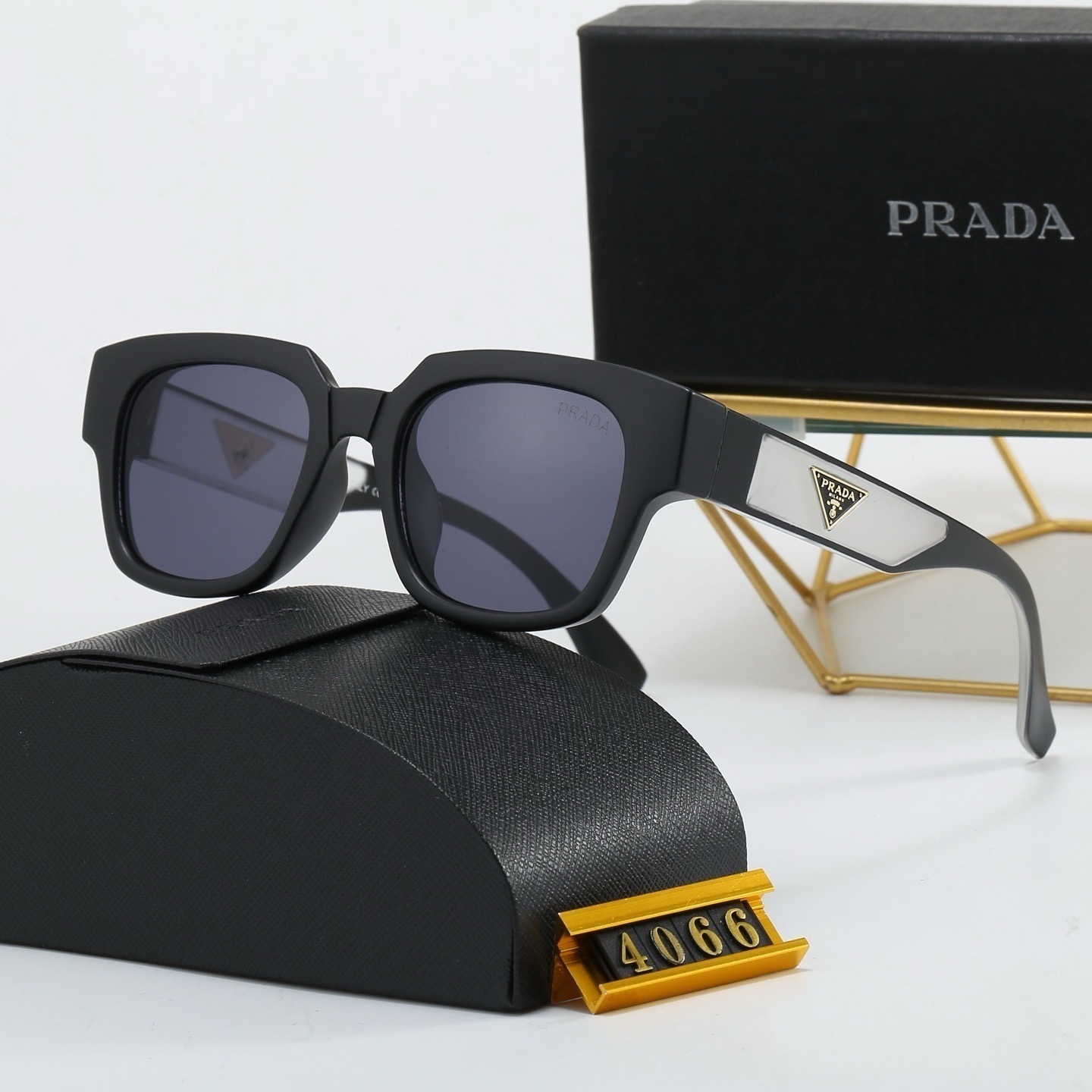 Prada Fashionable Sunglasses - Image 6