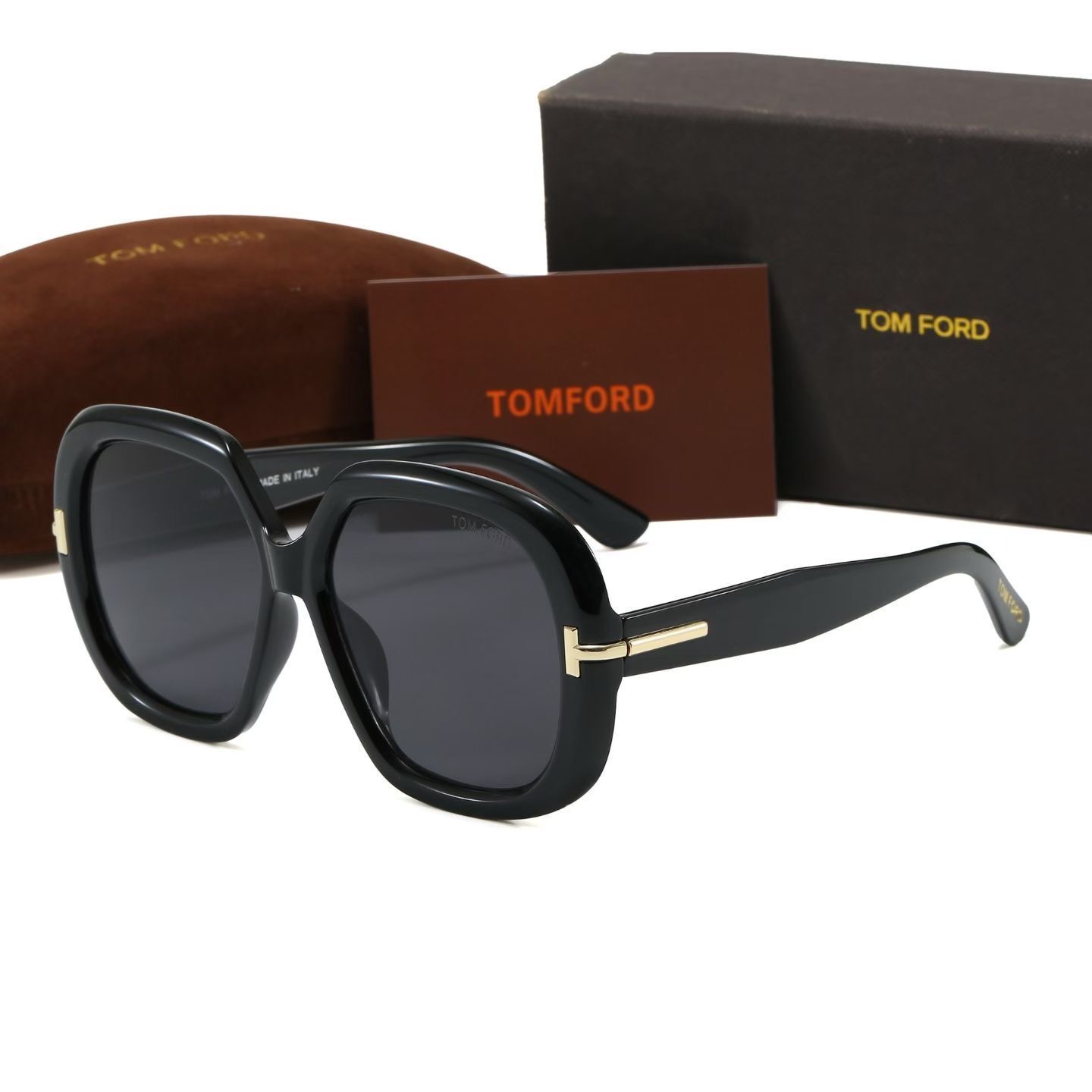 Tom Ford Fashionable Sunglasses - Image 3