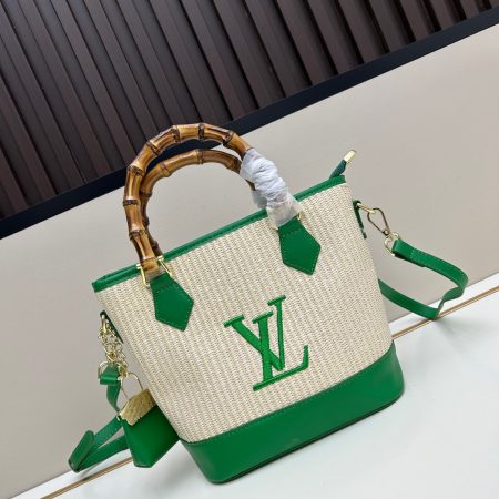 LV handbag - Image 4