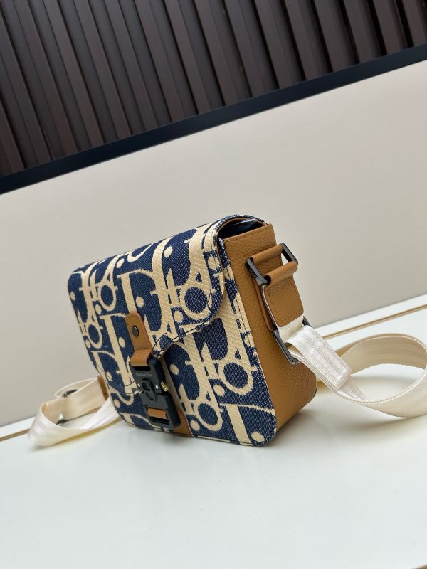 Dior Saddle Messenger Bag