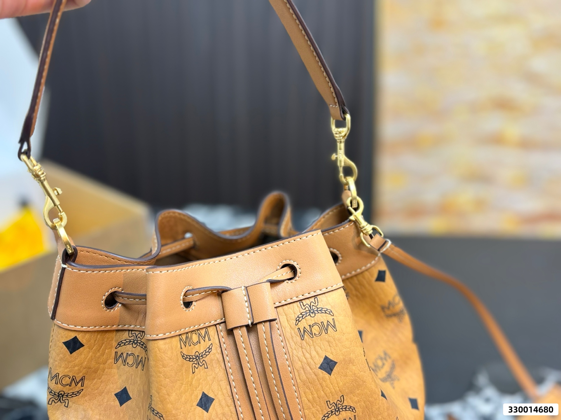 MCM Large Dessau Drawstring Bag - Image 7