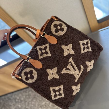 LV Teddy bag