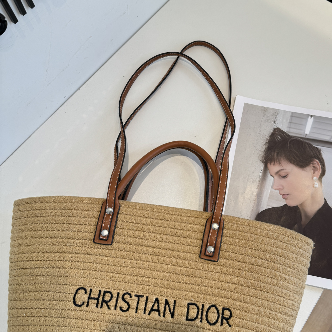 Dior Straw Bag - Image 8