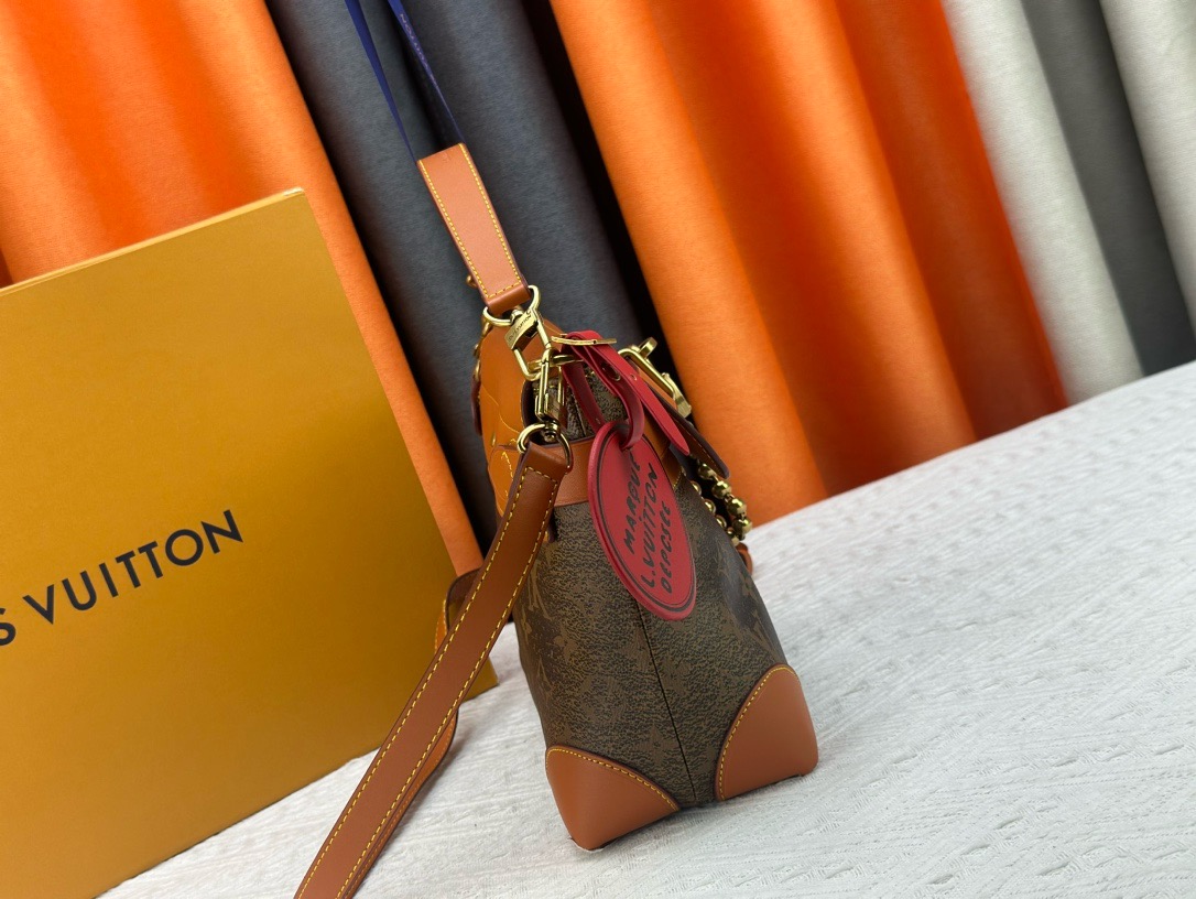 LV Steamer Crossbody Bag - Image 1