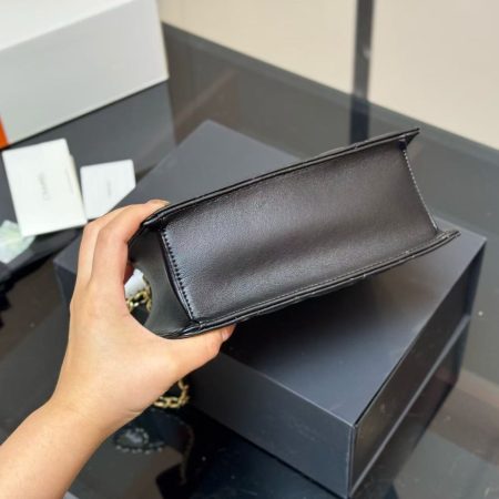 Chanel 24K Shoulder Bag - Image 10