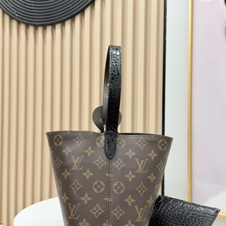 LV Allin BB Bag - Image 7