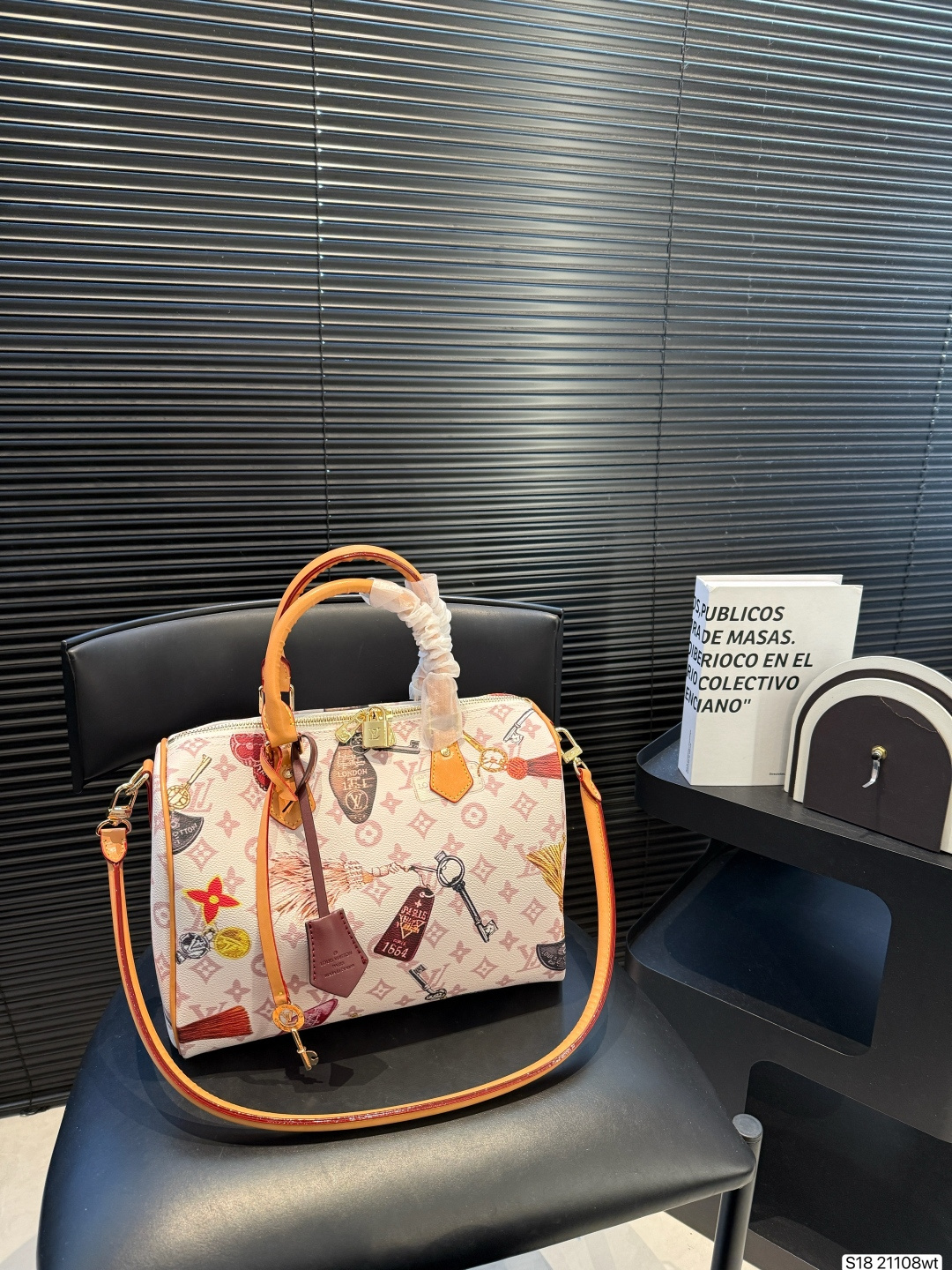 LV Flight Mode Speedy 30 Handbag - Image 1