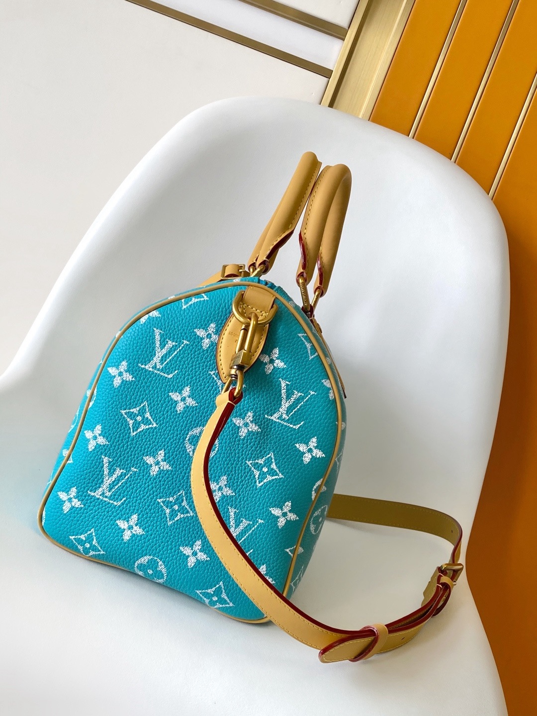 LV Speedy P9 30cm Bag 10A - Image 3