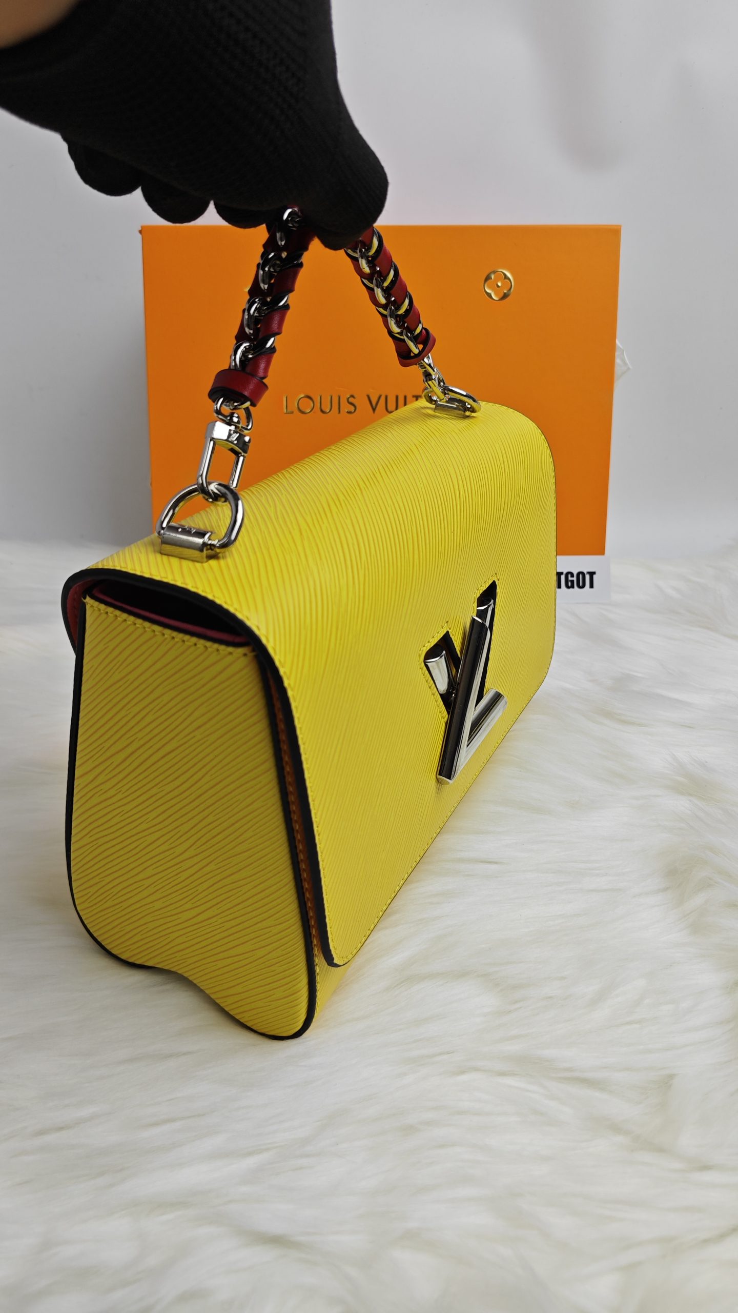 LV Twist MM Epi Leather Women Handbags - Image 4