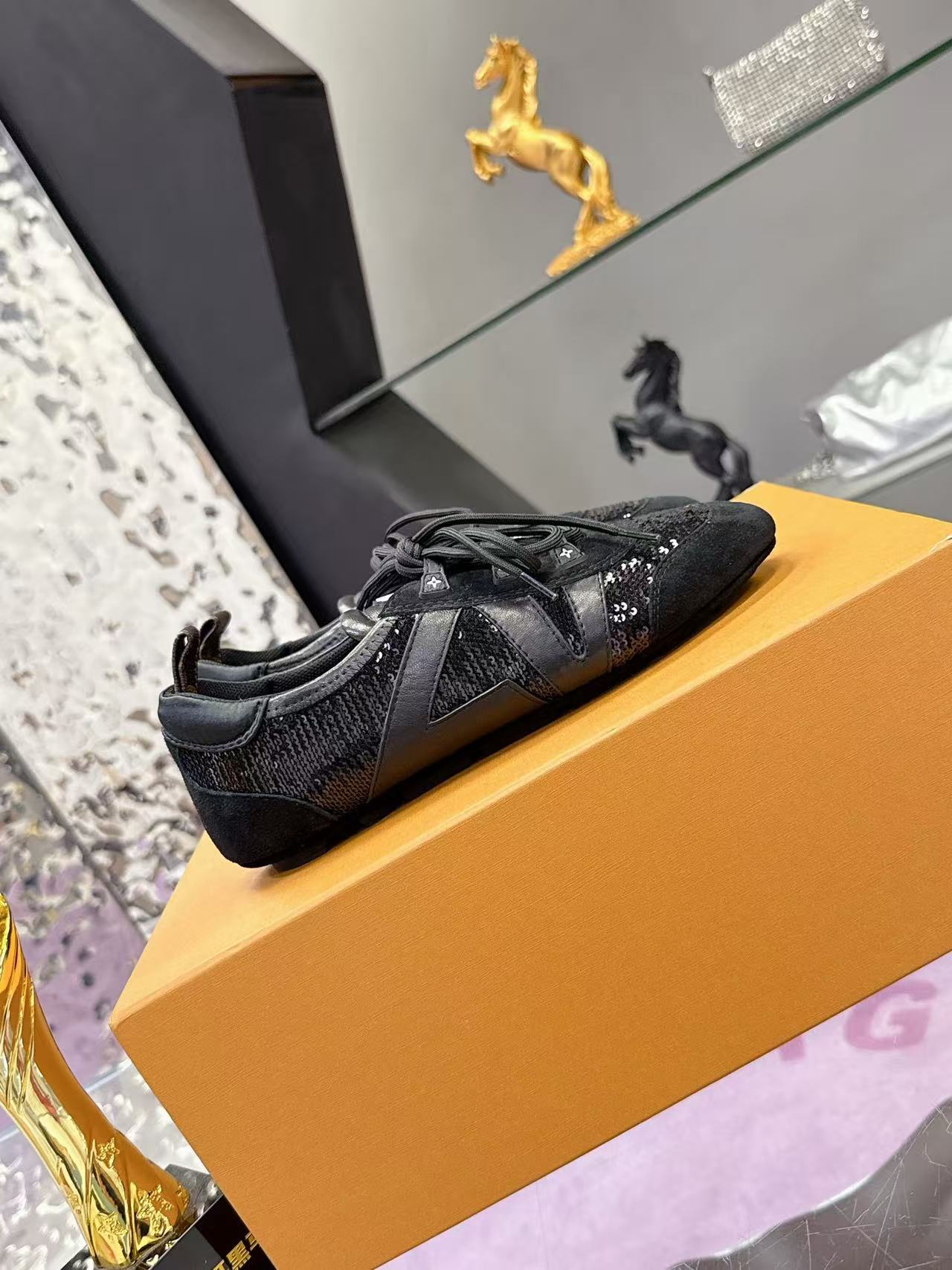 LV Sneakerina Casual Shoes - Image 3