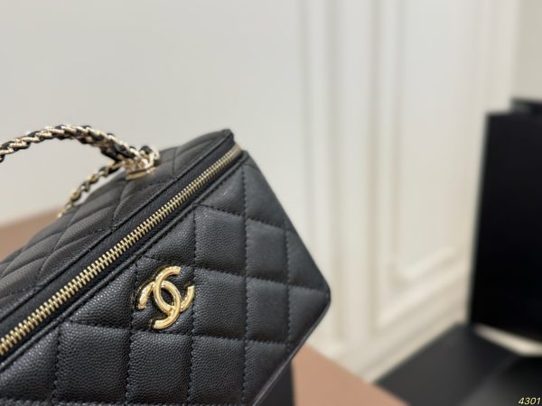 Chanel's New Handle-Style Makeup Case