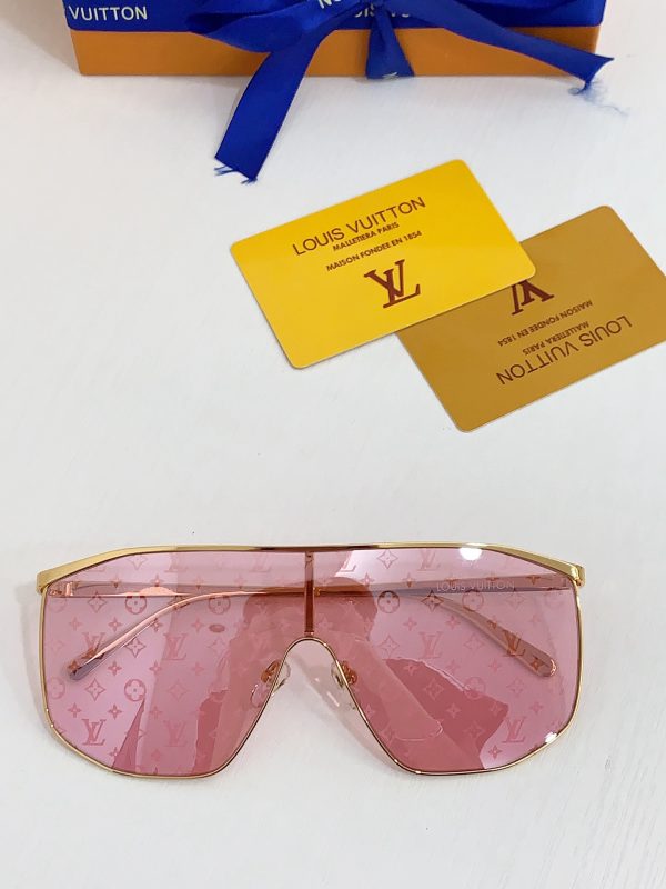 LV Fashionable Sunglasses