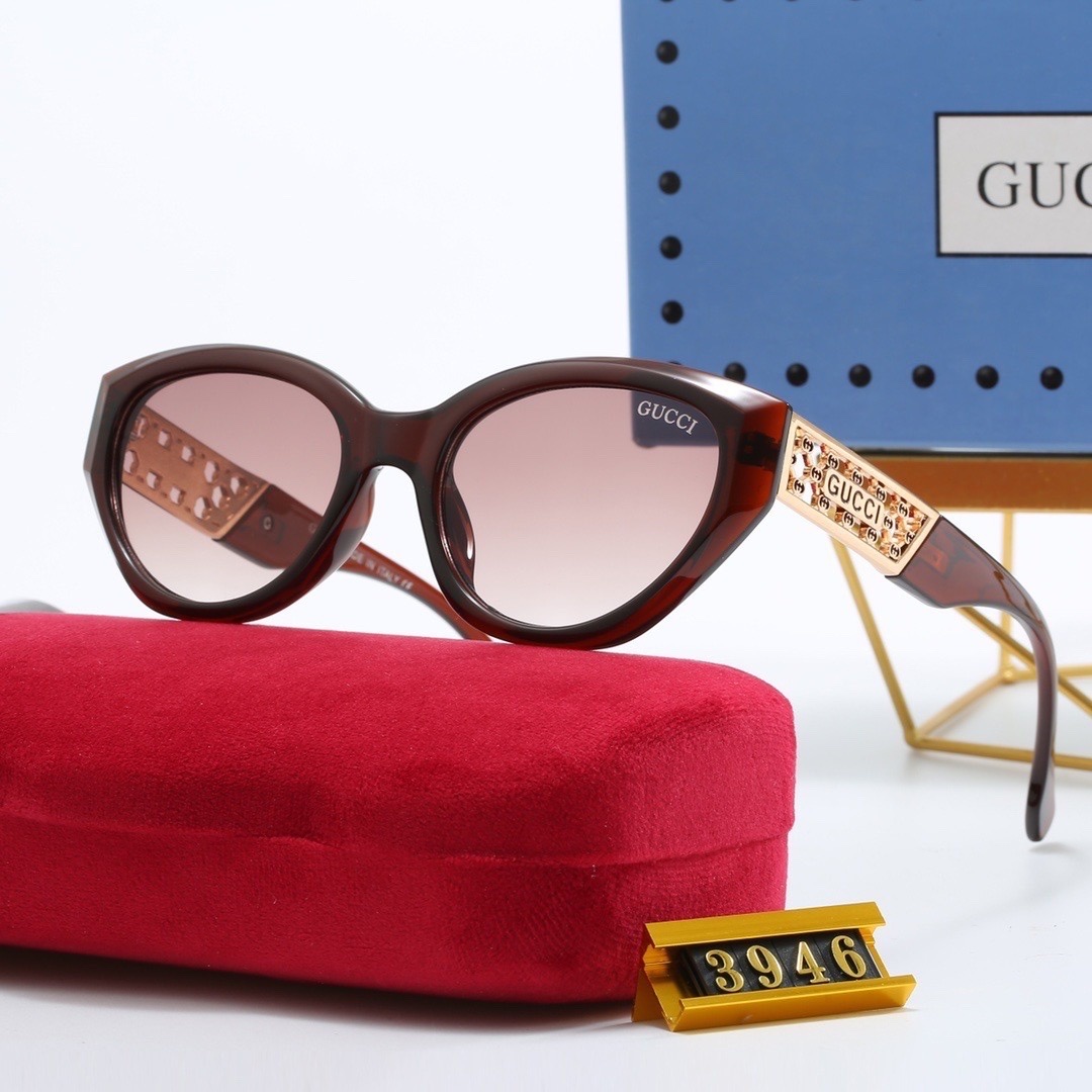 Gucci Fashionable Sunglasses - Image 2