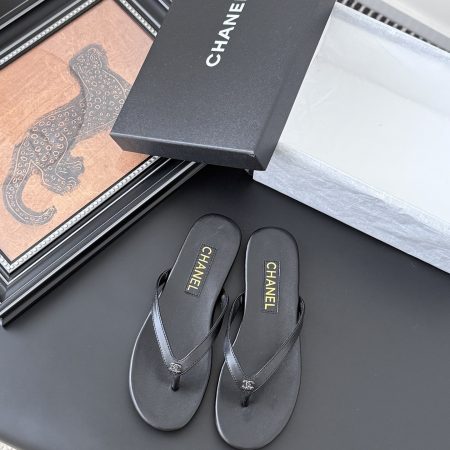 Chanel 25P Sandals