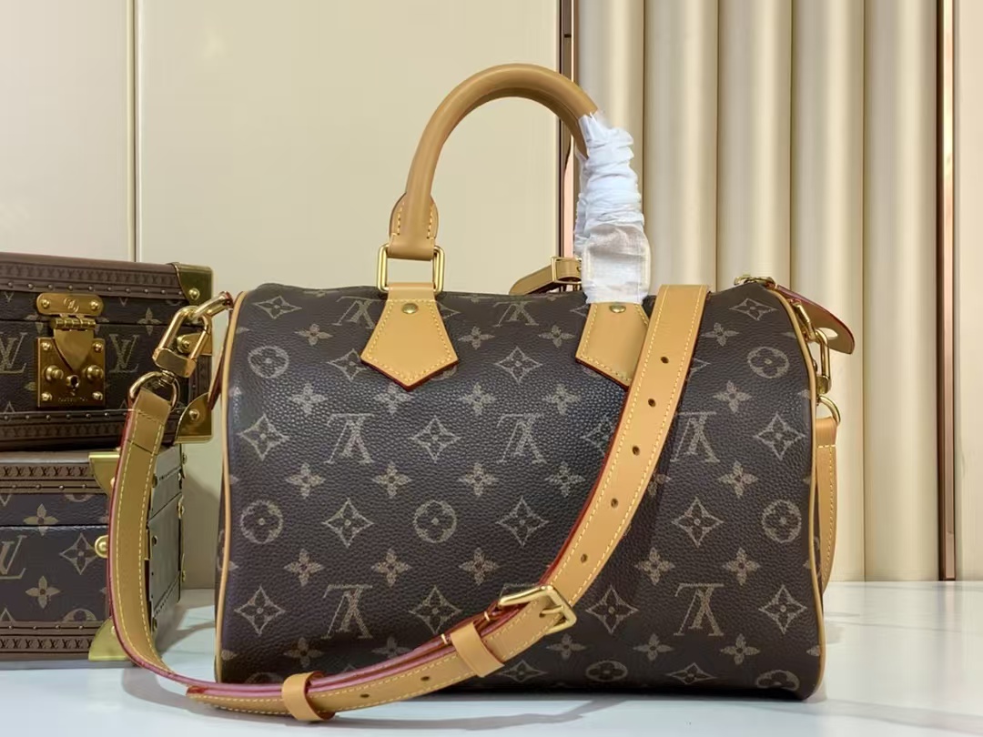 LV Speedy P9 30cm Bag Top Quality - Image 3