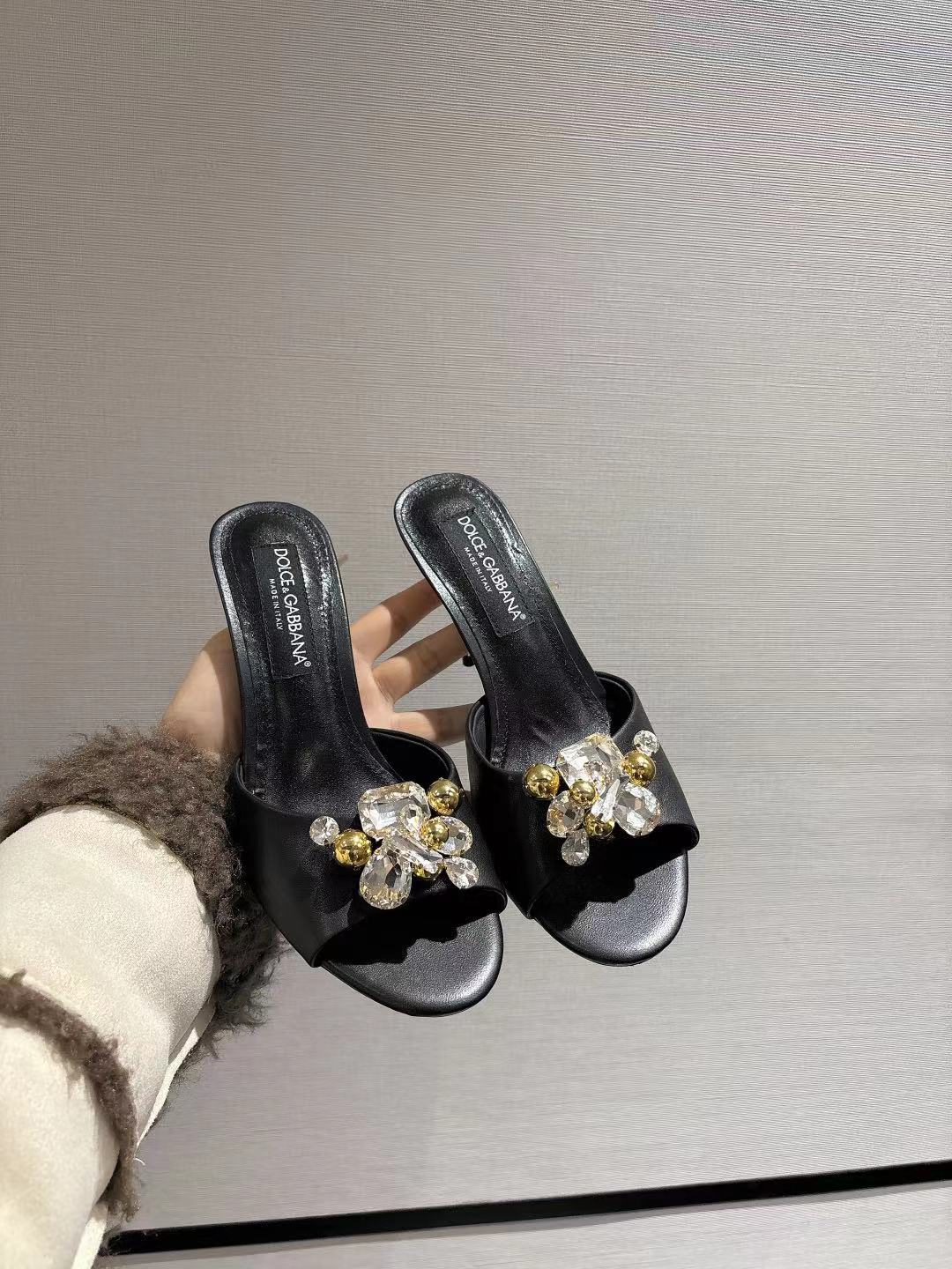 Dolce Gabbana Pointed-Toe High Heels - Image 3