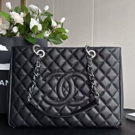 CHANEL Caviar Quilted Grand Shopping Tote GST Black