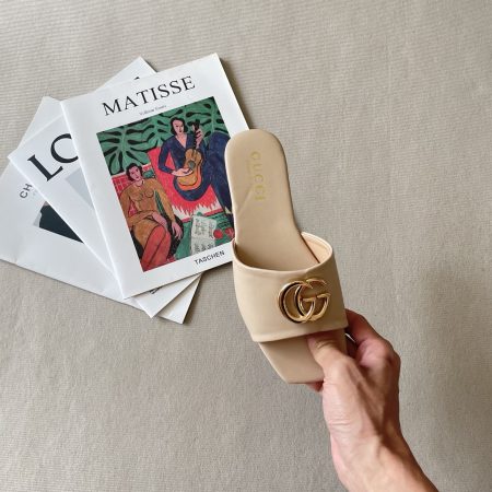 Gucci 26SS – Double G Wide-Toe Flat Sandals - Image 10