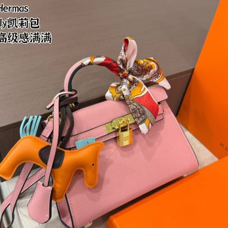 Hermès Kelly Bag - Image 4
